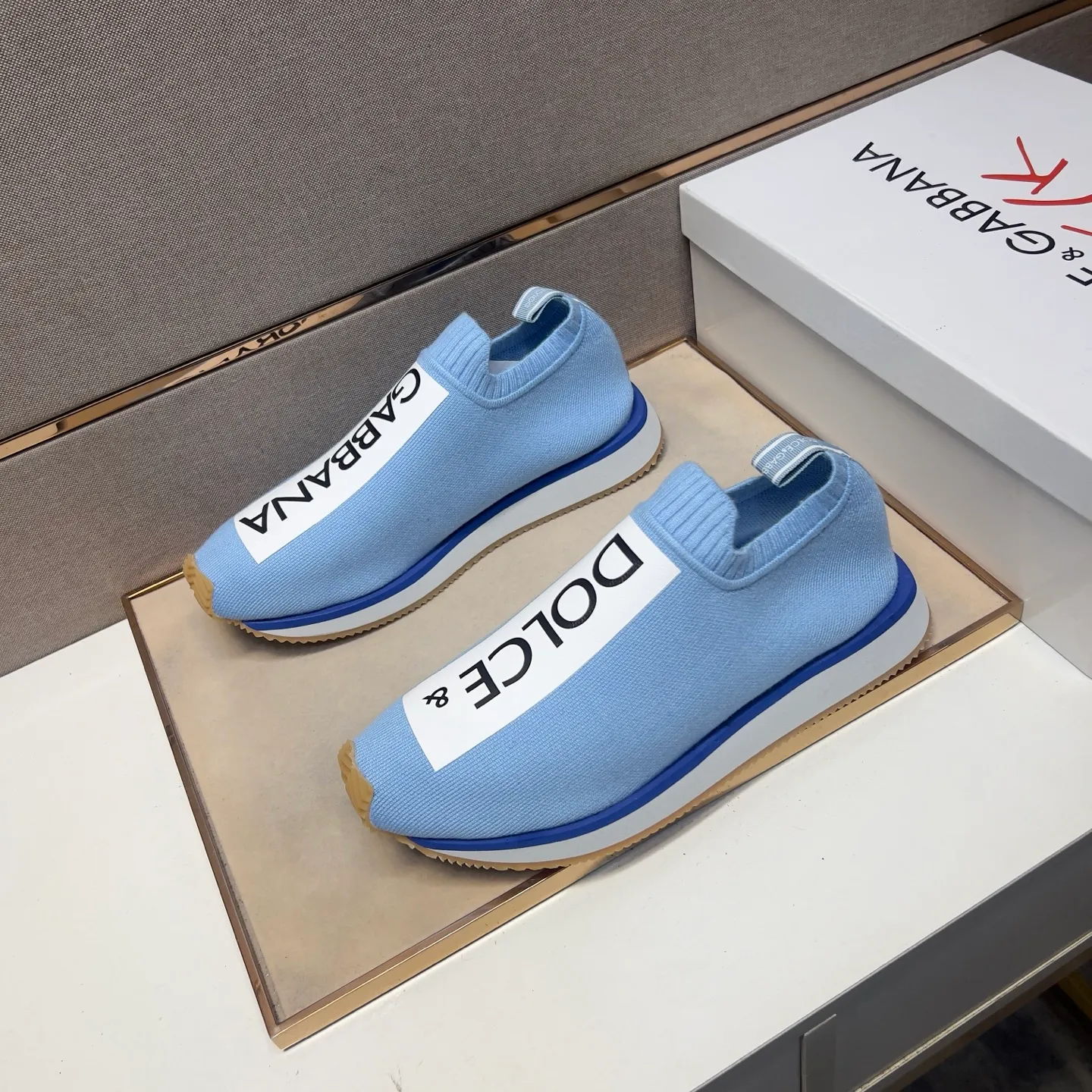 ⬛️Men's men's shoes💰p420【DG～】couple casual shoes 2025z cabinet sales simultaneously 🔶Size: 35-44#️⃣ 🔷7 colors🔜The upper is made of multi-material splicing➕Mesh lining, comfortable and breathable, sole: original comfortable, wear-resistant and non-slip outsole, ⚠️Real shot📱Photographed🎬The real thing is better📢📢📢